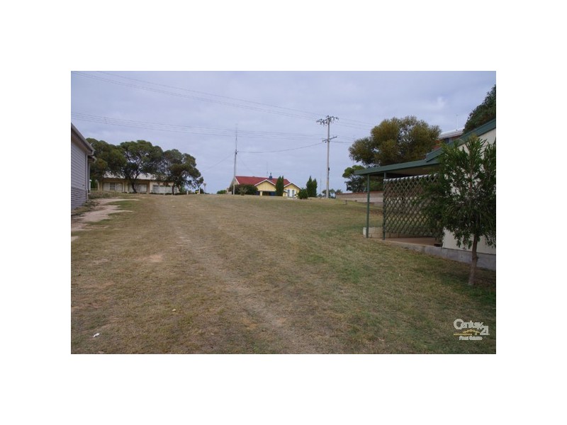 19 Hughes Avenue, Moonta Bay SA 5558