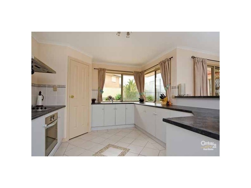 11 seaview road, Moonta Bay SA 5558