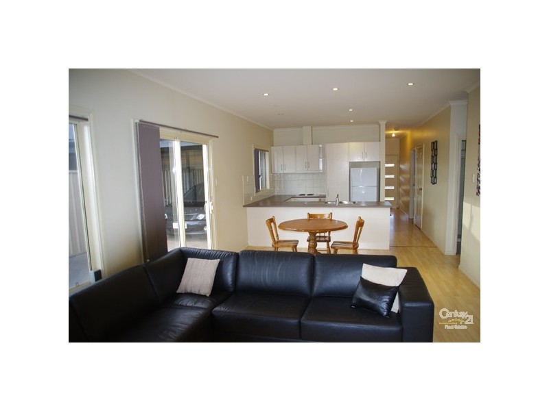 11 Hall Way, Moonta Bay SA 5558