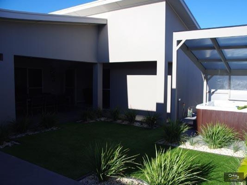7 Oates Street, Port Hughes SA 5558