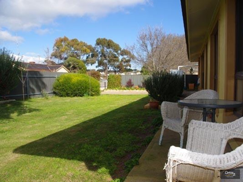 8 Frances Terrace, Moonta SA 5558