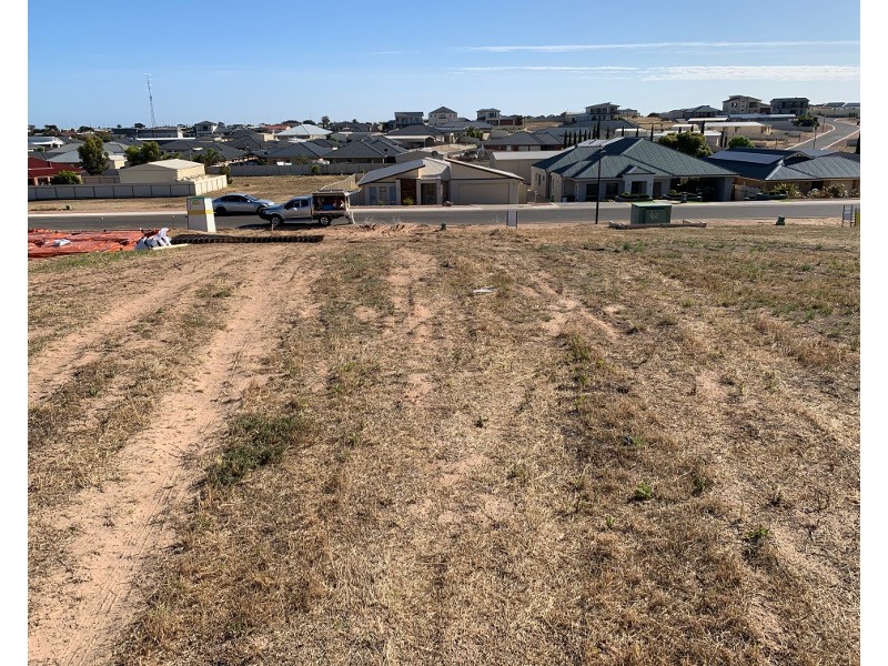 15 Gill Street, Moonta Bay SA 5558