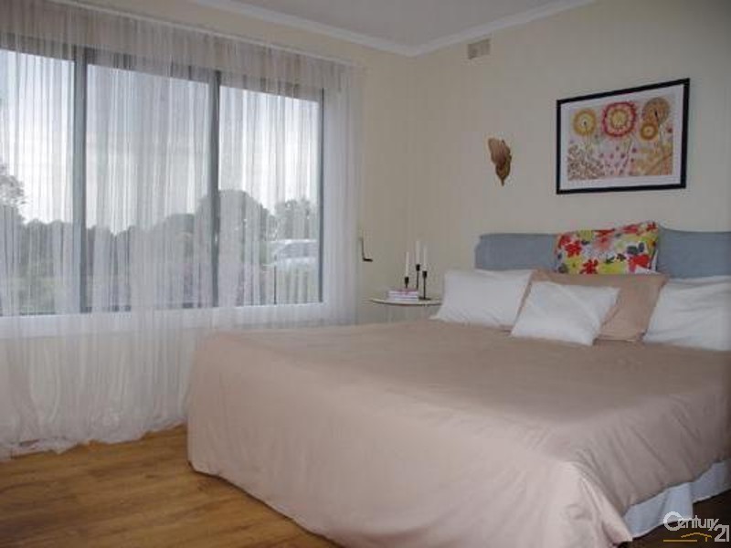 10 Uffindell Street, Port Hughes SA 5558