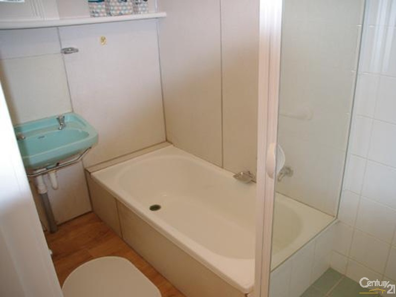 10 Uffindell Street, Port Hughes SA 5558