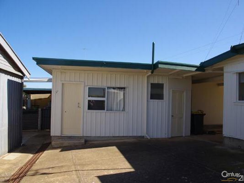 10 Uffindell Street, Port Hughes SA 5558