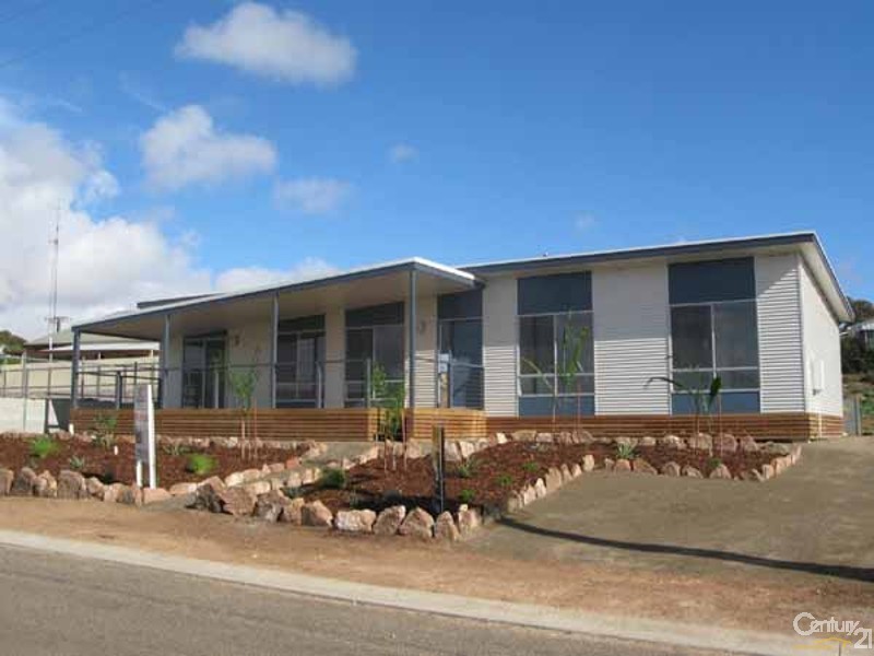 3  Chapple Street, Moonta Bay SA 5558