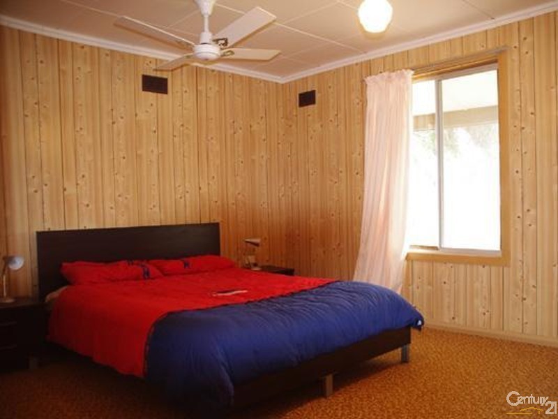 20 Monmouth Street, Moonta Bay SA 5558