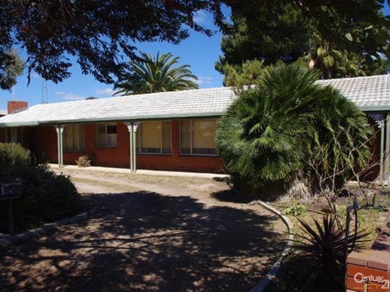 28 Monmouth Street, Moonta Bay SA 5558