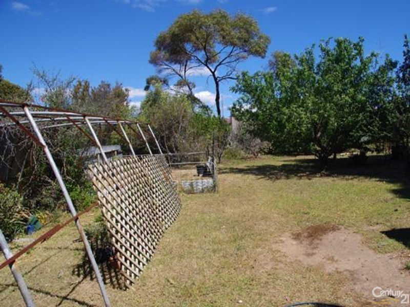 28 Monmouth Street, Moonta Bay SA 5558