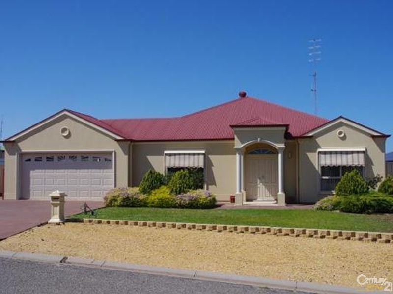 8 Westside Avenue, Moonta Bay SA 5558