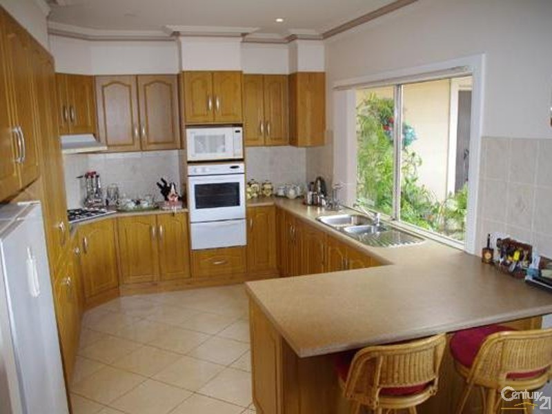 8 Westside Avenue, Moonta Bay SA 5558