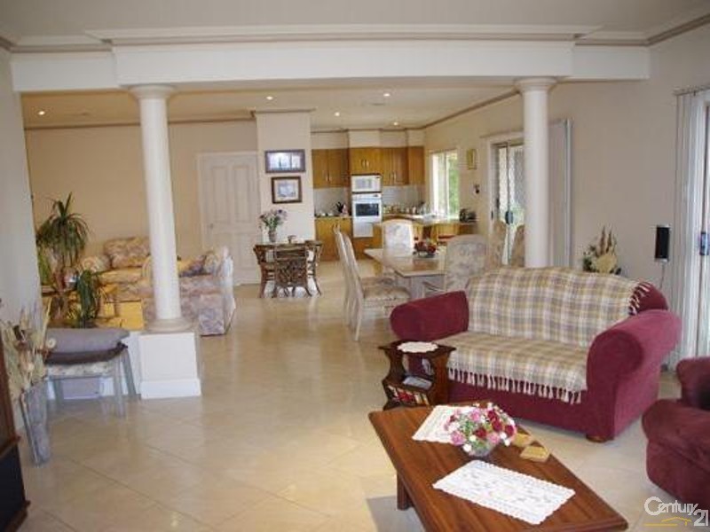 8 Westside Avenue, Moonta Bay SA 5558