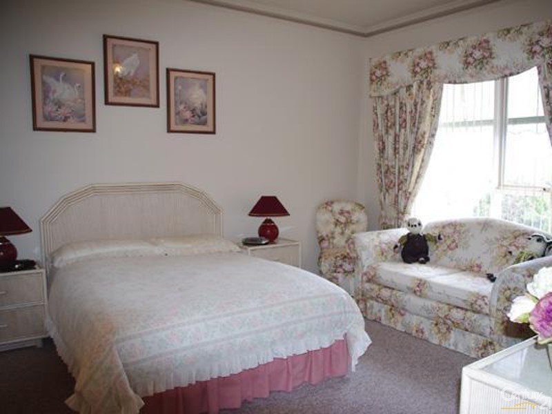 8 Westside Avenue, Moonta Bay SA 5558