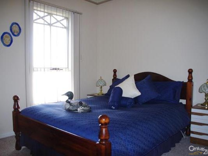 8 Westside Avenue, Moonta Bay SA 5558