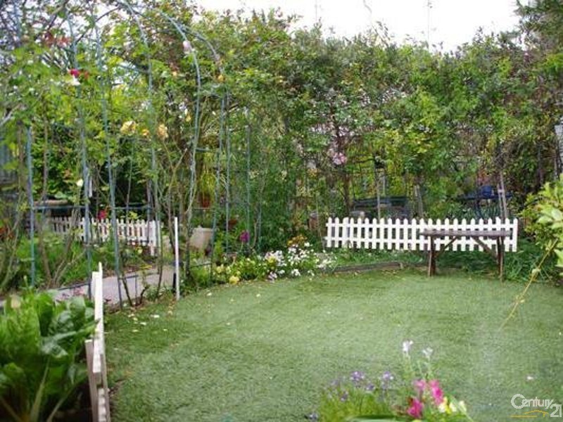 74 George Street, Moonta SA 5558