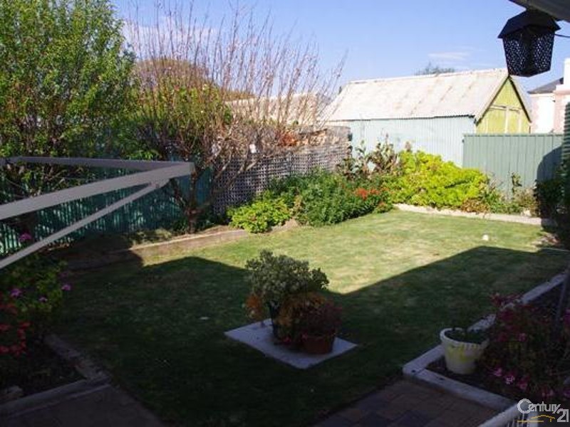 32 Caroline Street, Moonta SA 5558