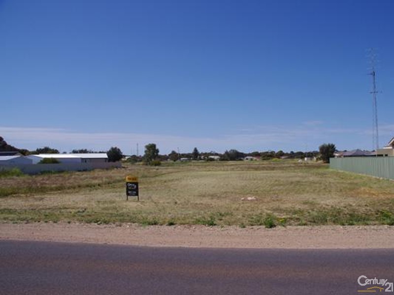 16 Haylock Road, Moonta Bay SA 5558