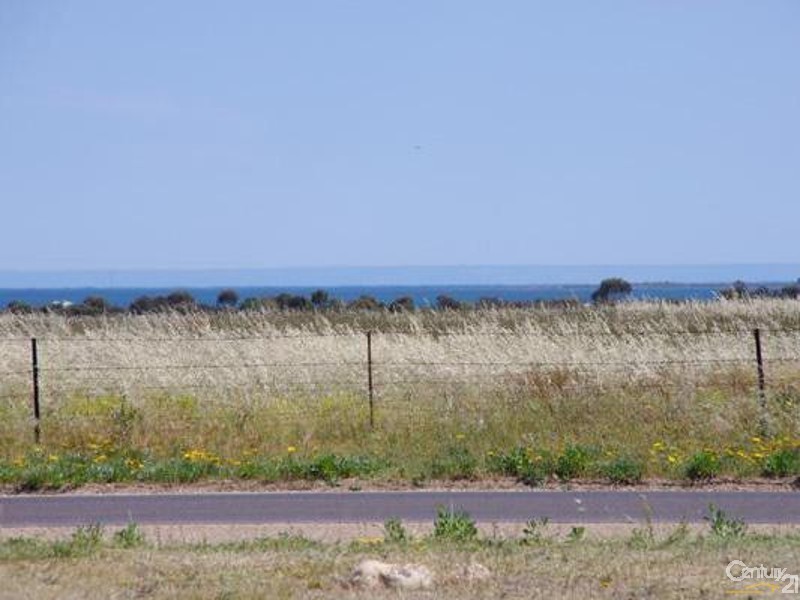 16 Haylock Road, Moonta Bay SA 5558