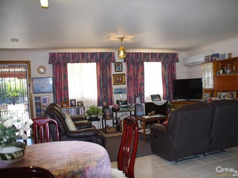 1 Playtime Parade, Moonta Bay SA 5558