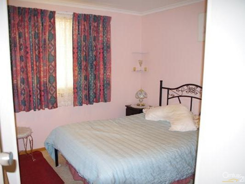 1 Playtime Parade, Moonta Bay SA 5558