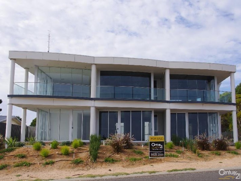 1 – 2 Marine Parade, Moonta Bay SA 5558