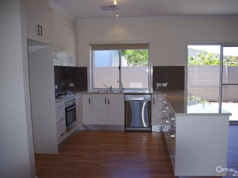 4/4 Bagot Street, Wallaroo SA 5556