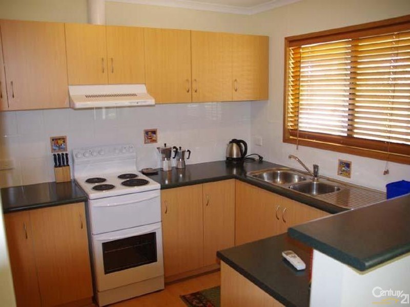 16 Matta Street, Wallaroo SA 5556