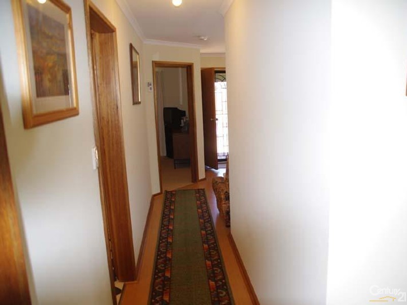 16 Matta Street, Wallaroo SA 5556