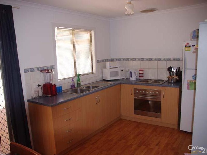 32 Westside Avenue, Moonta Bay SA 5558