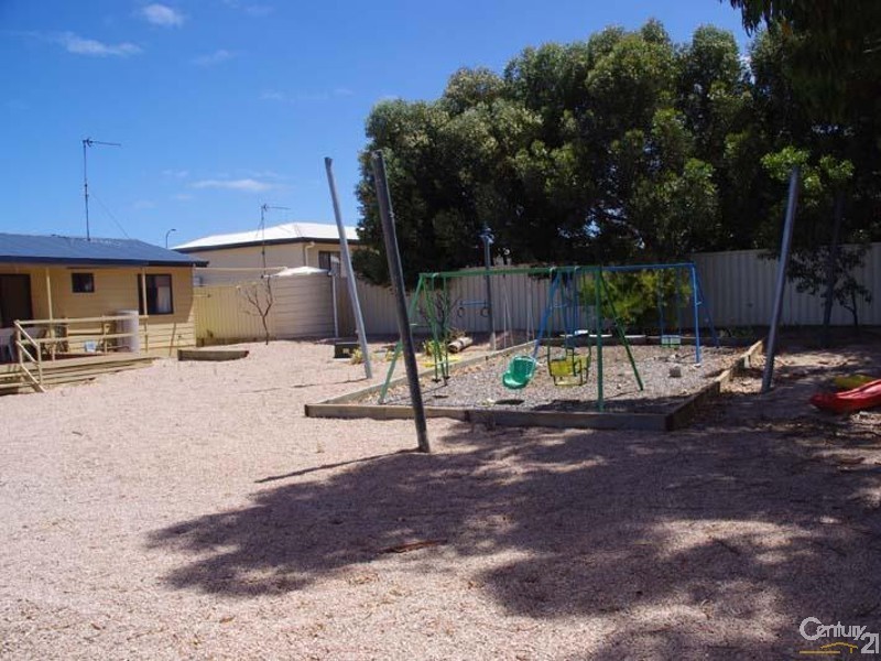 32 Westside Avenue, Moonta Bay SA 5558