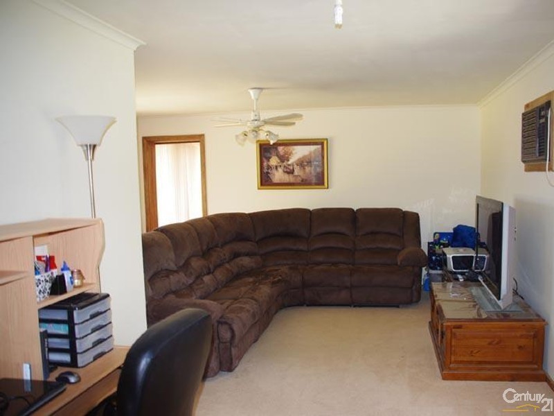 48 Bay Road, Moonta Bay SA 5558