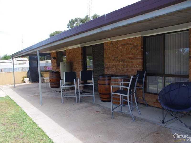 48 Bay Road, Moonta Bay SA 5558