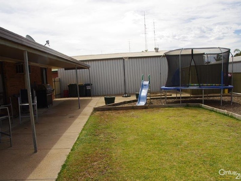 48 Bay Road, Moonta Bay SA 5558