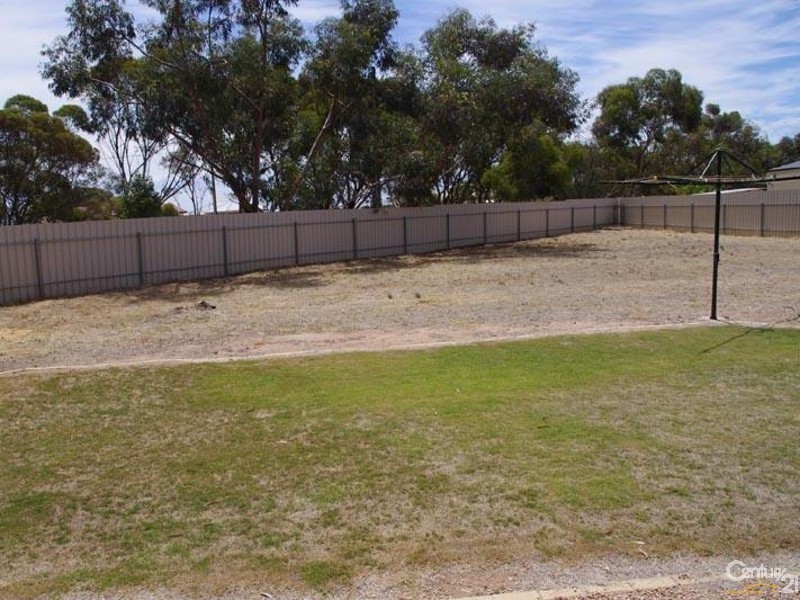 15 Crutchett Road, Moonta SA 5558