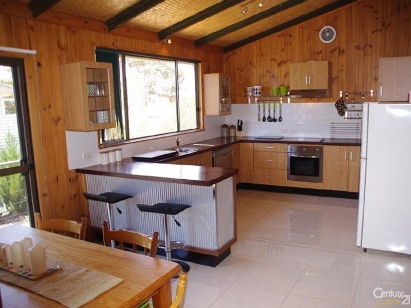 147 Coast Road, Moonta Bay SA 5558