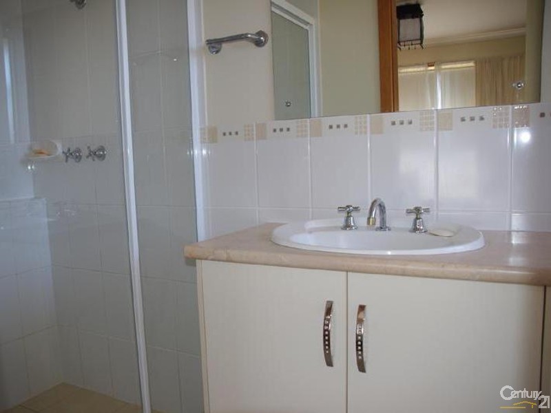 4 Polglase Street, Port Hughes SA 5558