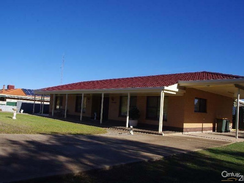 4 Kitto Road, Moonta Bay SA 5558