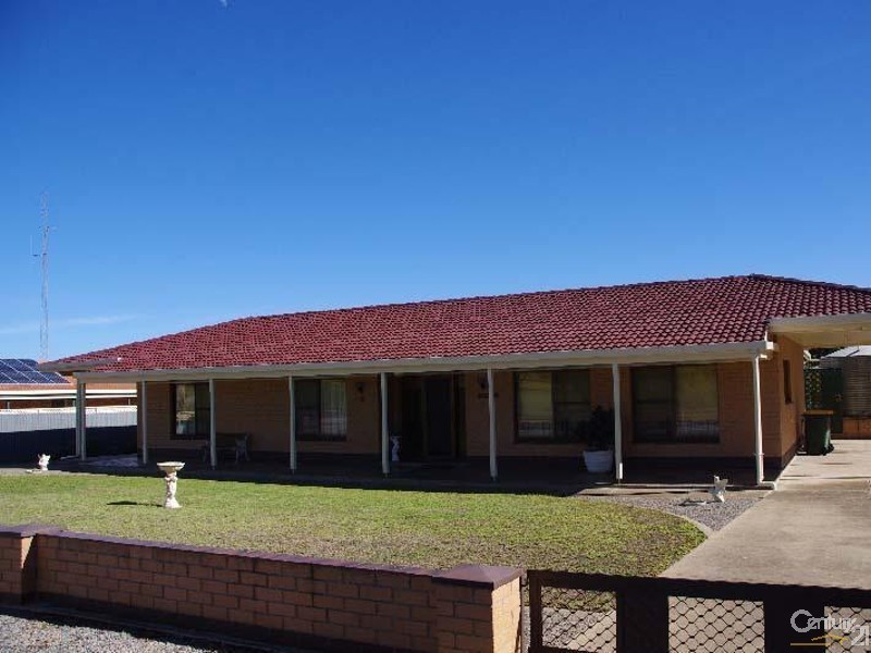 4 Kitto Road, Moonta Bay SA 5558