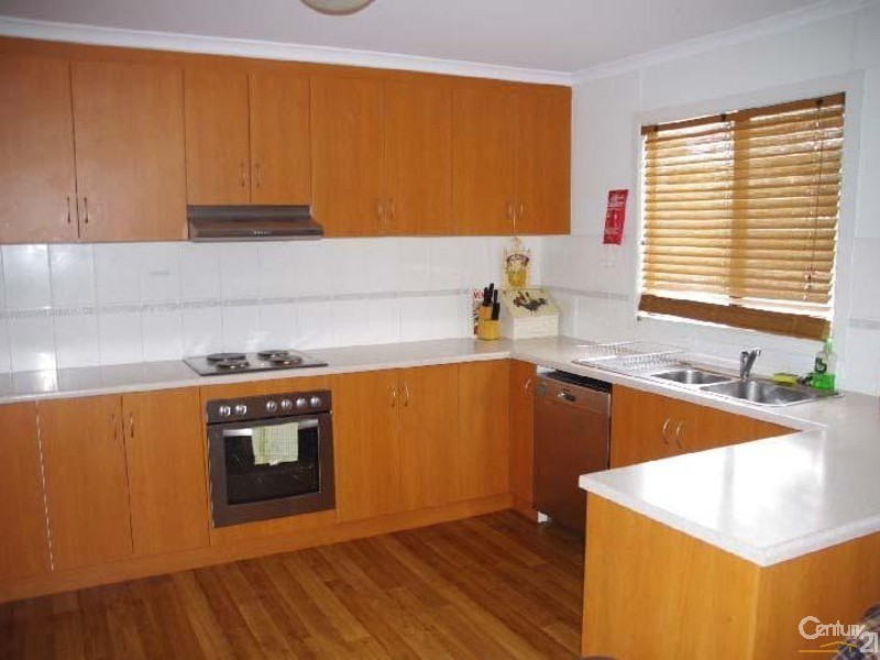 10 Andrew Street, Moonta Bay SA 5558