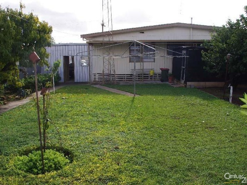 32 Herbert Street, Moonta Bay SA 5558