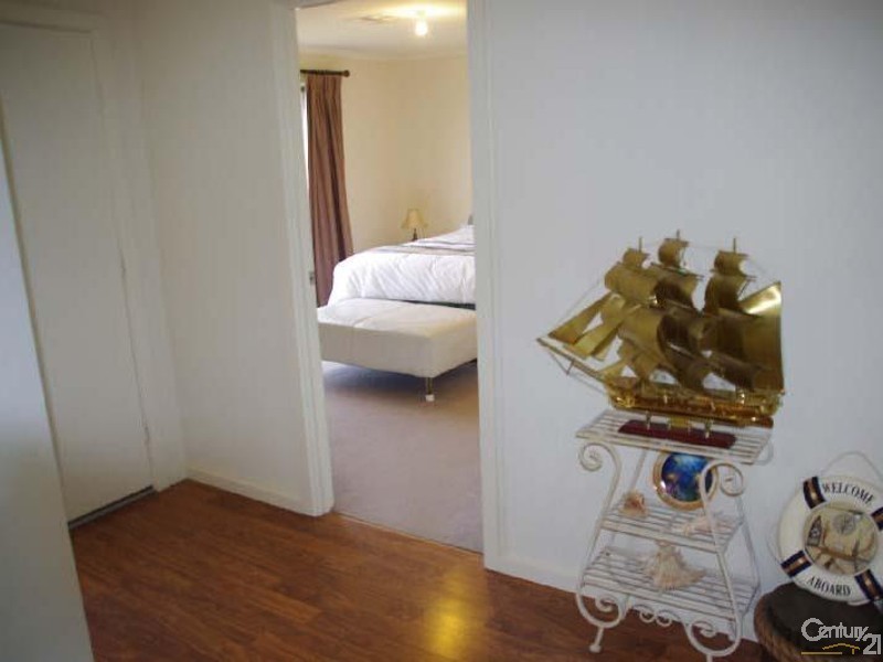 43 Stocker Street, Moonta Bay SA 5558