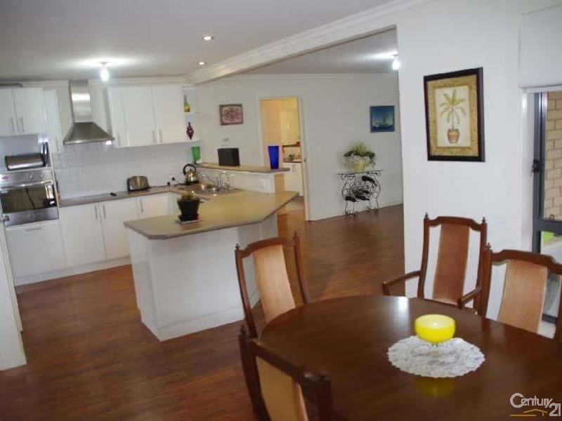 43 Stocker Street, Moonta Bay SA 5558