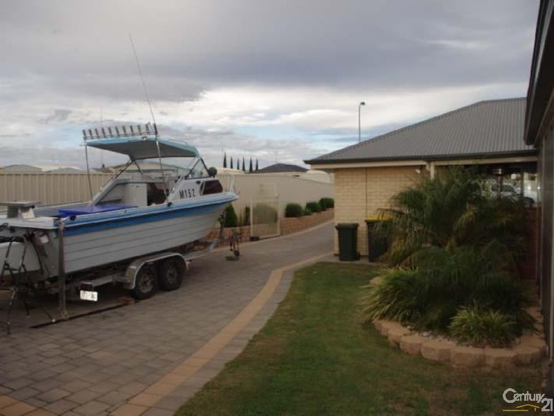 43 Stocker Street, Moonta Bay SA 5558