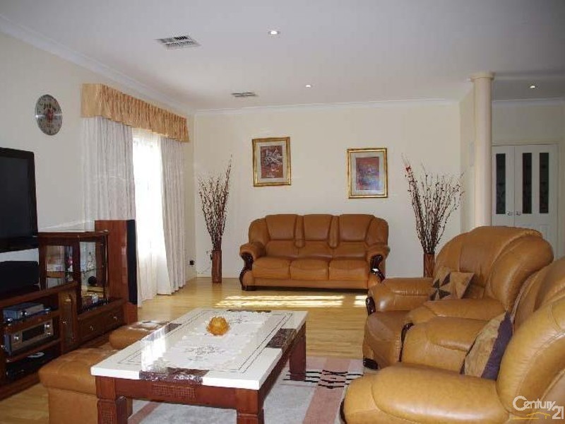 8 Polis Court, Moonta Bay SA 5558