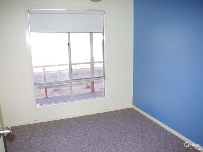 33 Victoria Street, Moonta Bay SA 5558