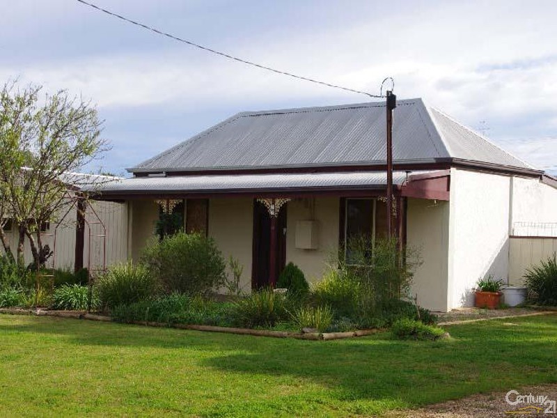 23 Kadina Road, Moonta SA 5558