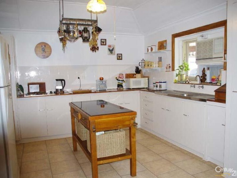 23 Kadina Road, Moonta SA 5558