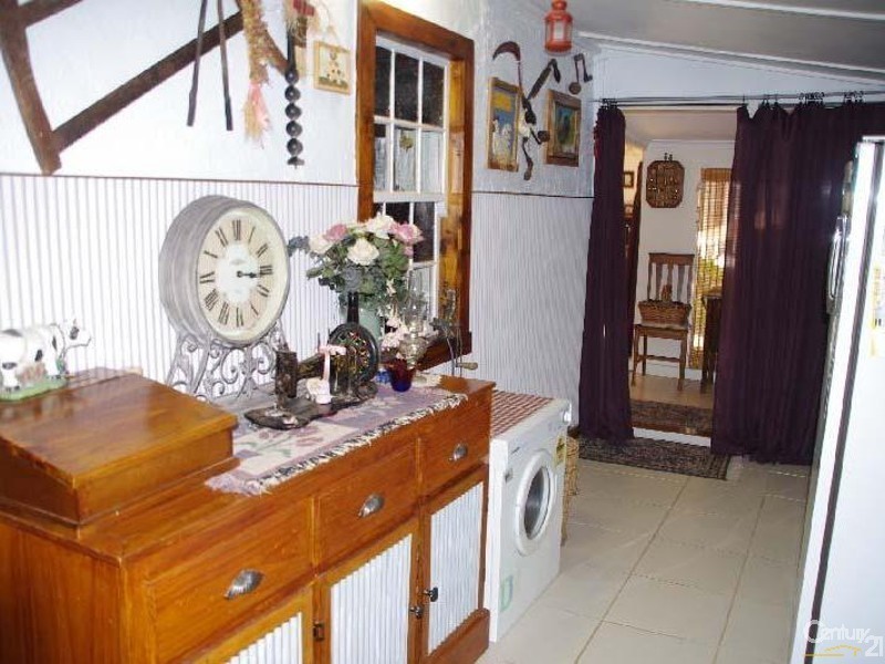 23 Kadina Road, Moonta SA 5558