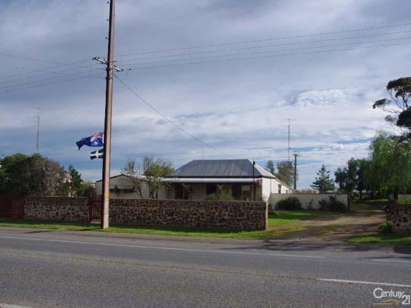 23 Kadina Road, Moonta SA 5558