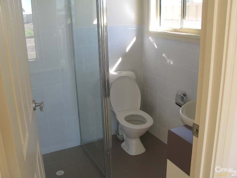 12 Fuss Street, Moonta Bay SA 5558